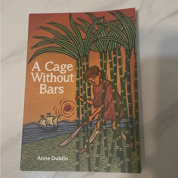 Book Bundle - Picture 6 of 9